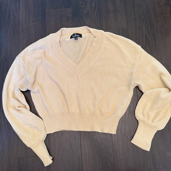 Lulus Just a Moment Light Yellow V-Neck Cropped Sweater - Picture 3 of 5
